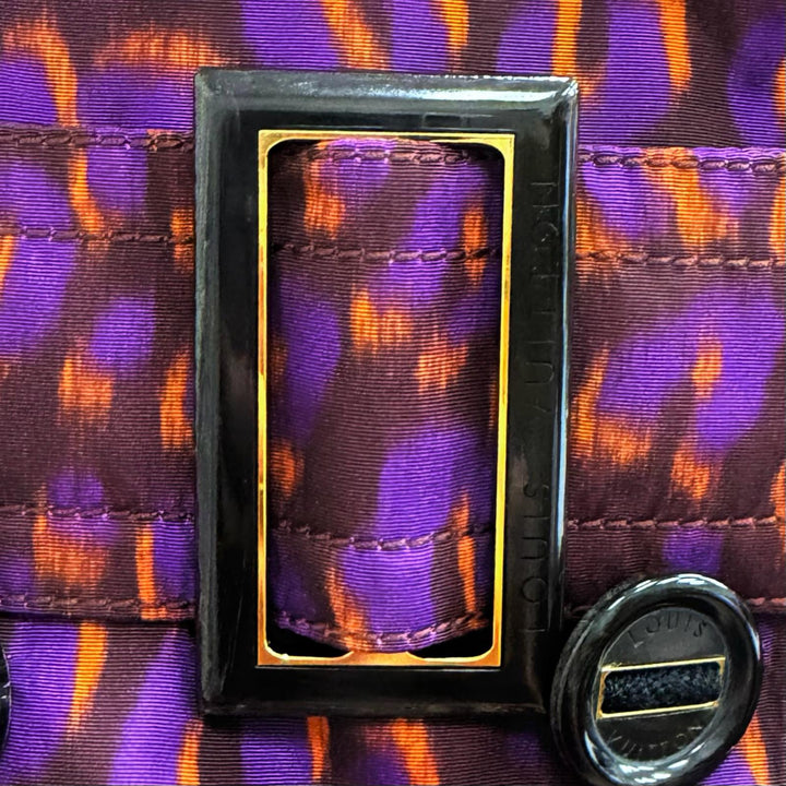 極美品★LOUIS VUITTON ルイヴィトン ロゴボタン・ベルト付 レオパード トレンチコート パープル系 40 イタリア製 正規品 レディース