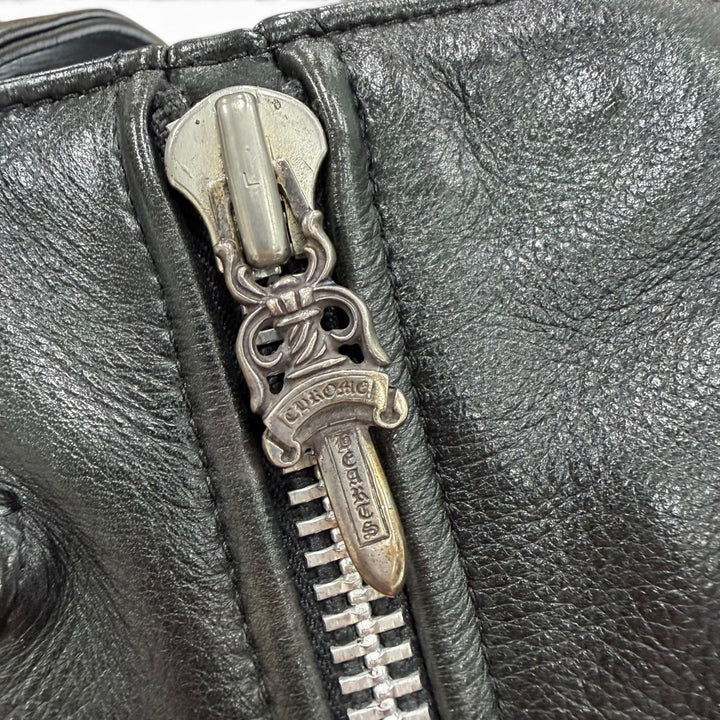 美品▼CHROME HEARTS クロムハーツ JJディーン ラージ ライダース レザー 925 ダガージップ トートバッグ ブラック シルバー 保存袋付き