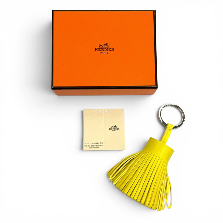 極美品★HERMES エルメス カルメン ライム アニョーミロ バッグチャーム キーホルダー W刻印 フランス製 レディース 箱付き