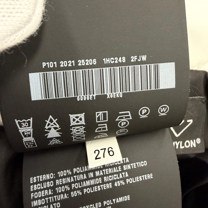 極美品☆PRADA プラダ 1HC248 NYLON PADDED HAT ロゴデザイン バケットハット パデットハット ホワイト M イタリア製 正規品 レディース