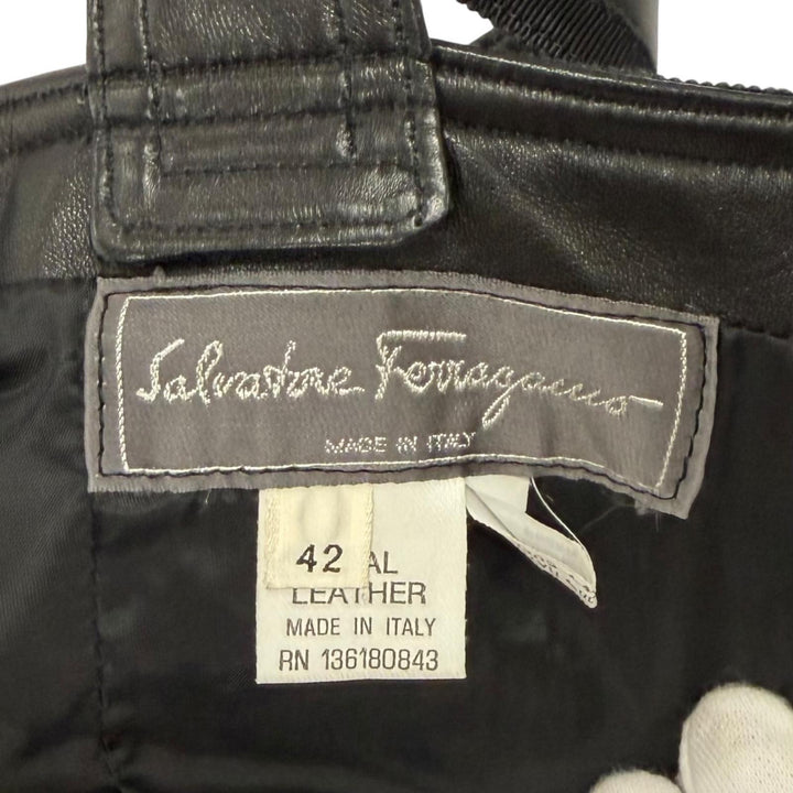 極美品★Salvatore Ferragamo サルヴァトーレフェラガモ ガンチーニ ノースリーブ レザー ワンピース ブラック 42 イタリア製 レディース