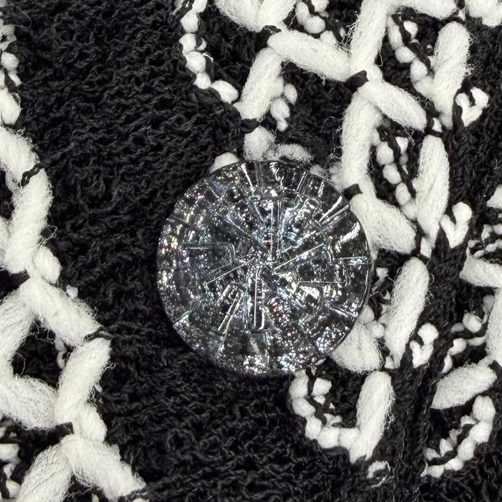 極美品☆CHANEL シャネル 20SS P64337K60204 フロントデザイン 長袖ニット カーディガン トップス ブラック 42 イタリア製 正規品