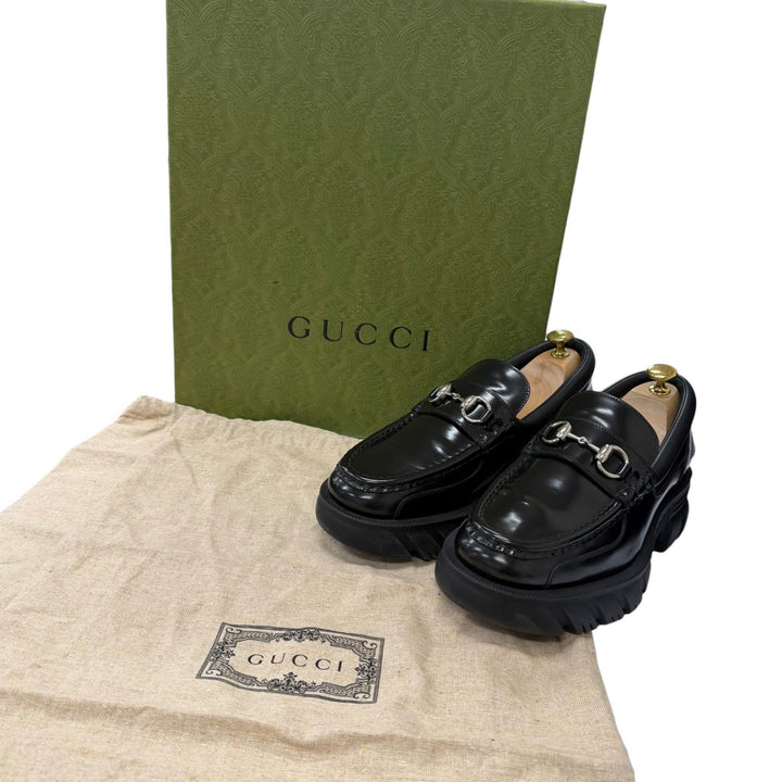美品□GUCCI グッチ 658822 レザー ホースビット シルバー金具 厚底 ローファー ブラック 7.5 イタリア製 メンズ 箱・保存袋付き