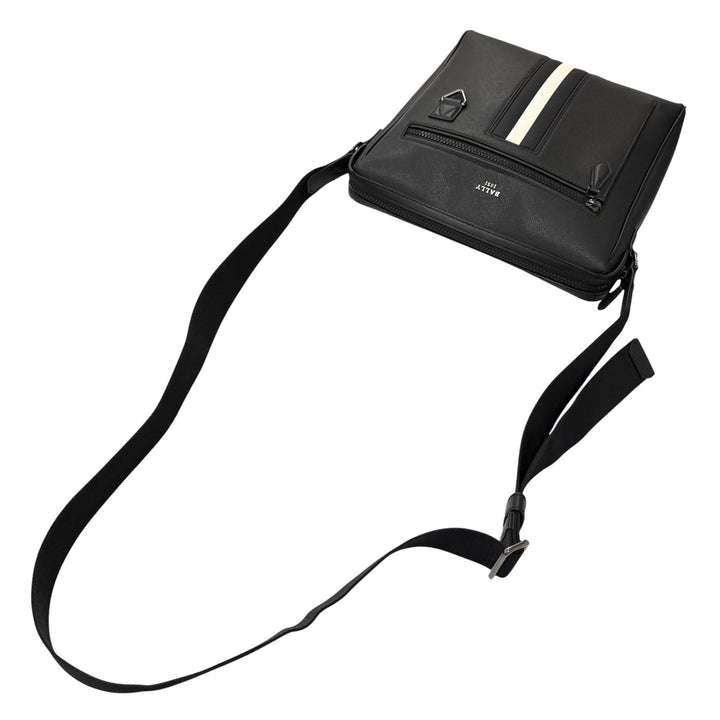 極美品□BALLY バリー MECOY メコイ バリーストライプ ボヴィンレザー ロゴ入り クロスボディバッグ ショルダーバッグ ブラック メンズ