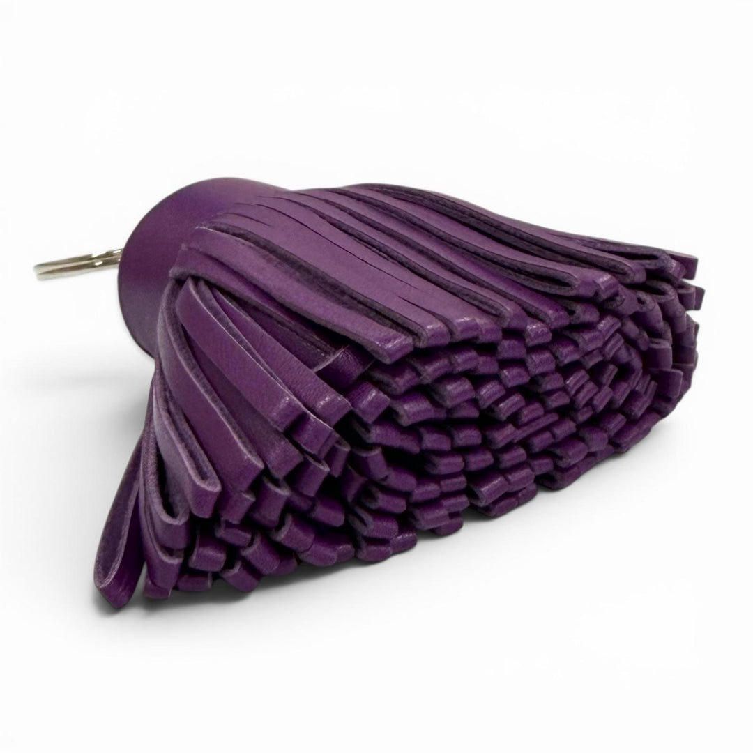 美品★HERMES エルメス カルメン ヴァイオレット シルバー金具 タッセル レザー バッグチャーム キーホルダー フランス製 箱付き