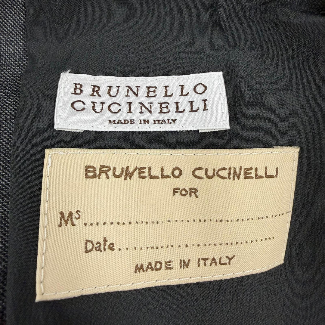 美品☆Brunello Cucinelli ブルネロクチネリ バージンウール100％ モニーレ・ピンバッチ付 テーラードジャケット グレー 38 伊製 正規品