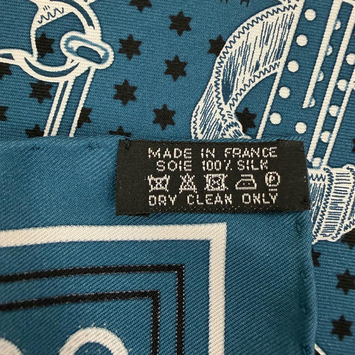 極美品☆HERMES エルメス カレ55 エプロン・ドール・バンダナ シルク100％ スカーフ ブルー系 フランス製 レディース 箱付き