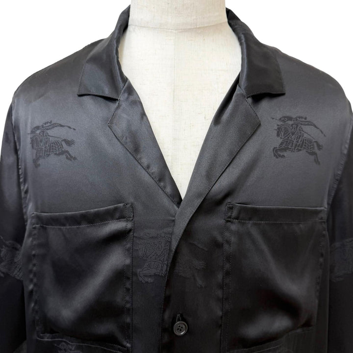未使用品□BURBERRY バーバリー 8071382 シルク100％ ロゴ総柄 オープンカラー 開襟 半袖 アロハシャツ ブラック L 正規品 メンズ