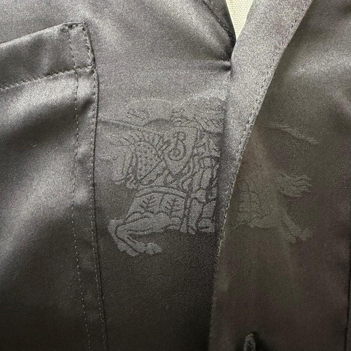 未使用品□BURBERRY バーバリー 8071382 シルク100％ ロゴ総柄 オープンカラー 開襟 半袖 アロハシャツ ブラック L 正規品 メンズ