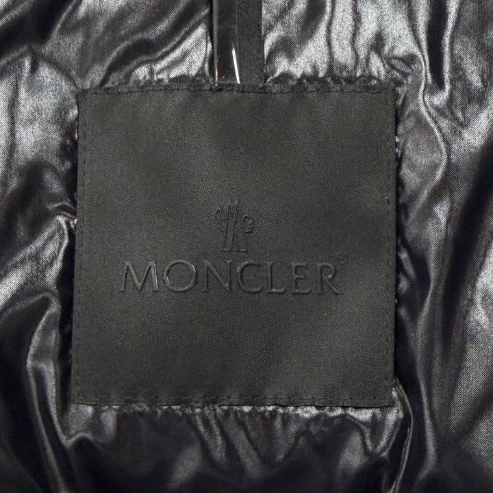 美品▼MONCLER モンクレール 2025年製 MADEIRA ロゴワッペン付き フーデッド ダブルジップアップ ダウンジャケット ブラック 2 正規品