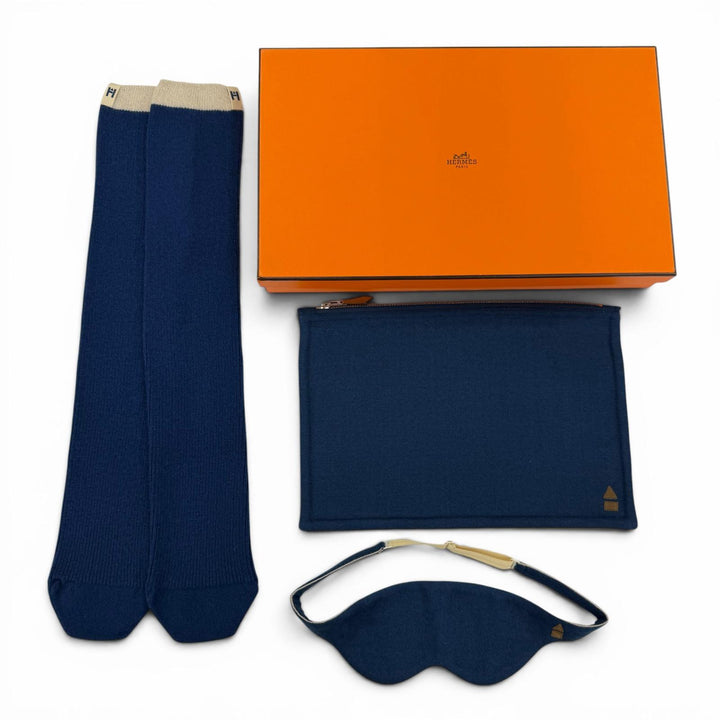 未使用品☆HERMES エルメス カシミヤ100％ トラベラー3 アイマスク・ルームソックス・ポーチセット ネイビー レディース 箱付き