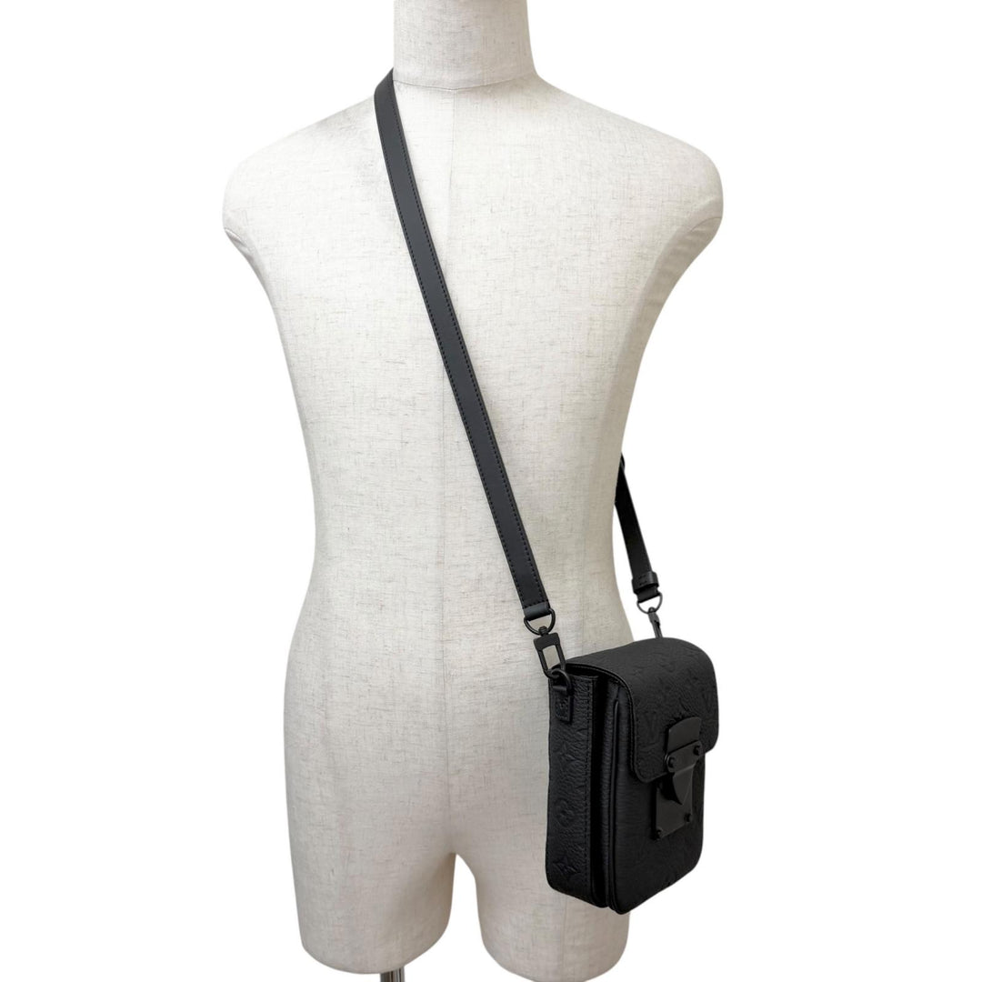 極美品□LOUIS VUITTON ルイヴィトン M81524 Sロック ヴェルティカル ウェアラブル ウォレット レザー トリヨンモノグラム バッグ 黒