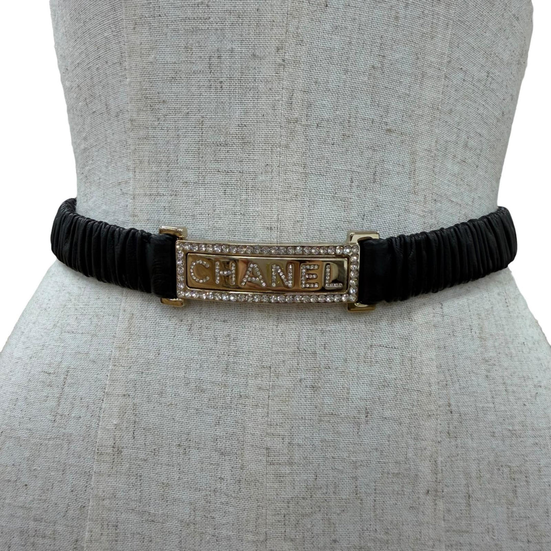 良品☆CHANEL シャネル B23C ロゴバックル ラインストーン レザー ベルト ブラック ゴールド金具 75/30 イタリア製 レディース