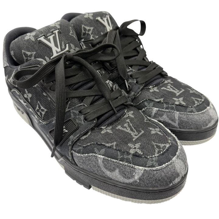 極美品□LOUIS VUITTON ルイヴィトン 2023年製 LV トレイナーライン モノグラムデニム ローカットスニーカー ブラック 9.5 イタリア製