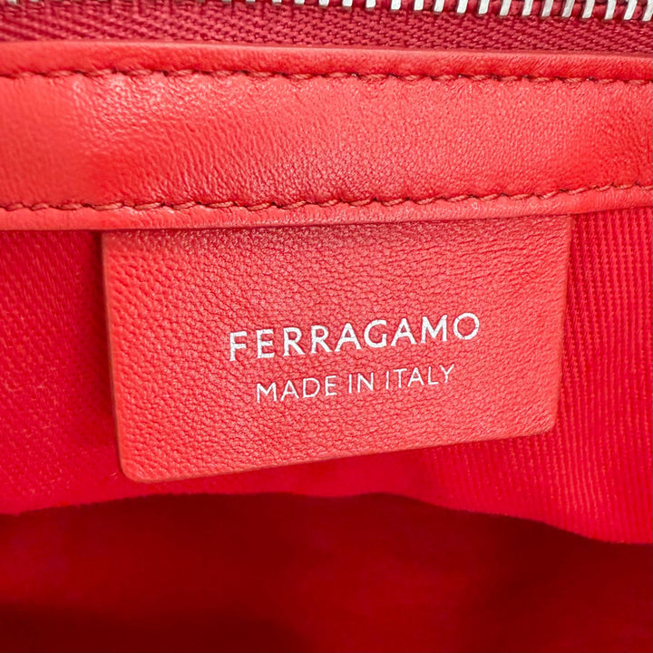 極美品△FERRAGAMO フェラガモ 213986 フロントロゴ レザー使い グログラン スクエア トートバッグ レッド 伊製 レディース 保存袋付き