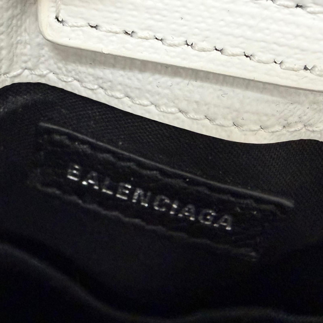 極美品□BALENCIAGA バレンシアガ 593826 ロゴ入り レザー ショッピング フォンホルダー ショルダーバッグ ホワイト メンズ 保存袋付き