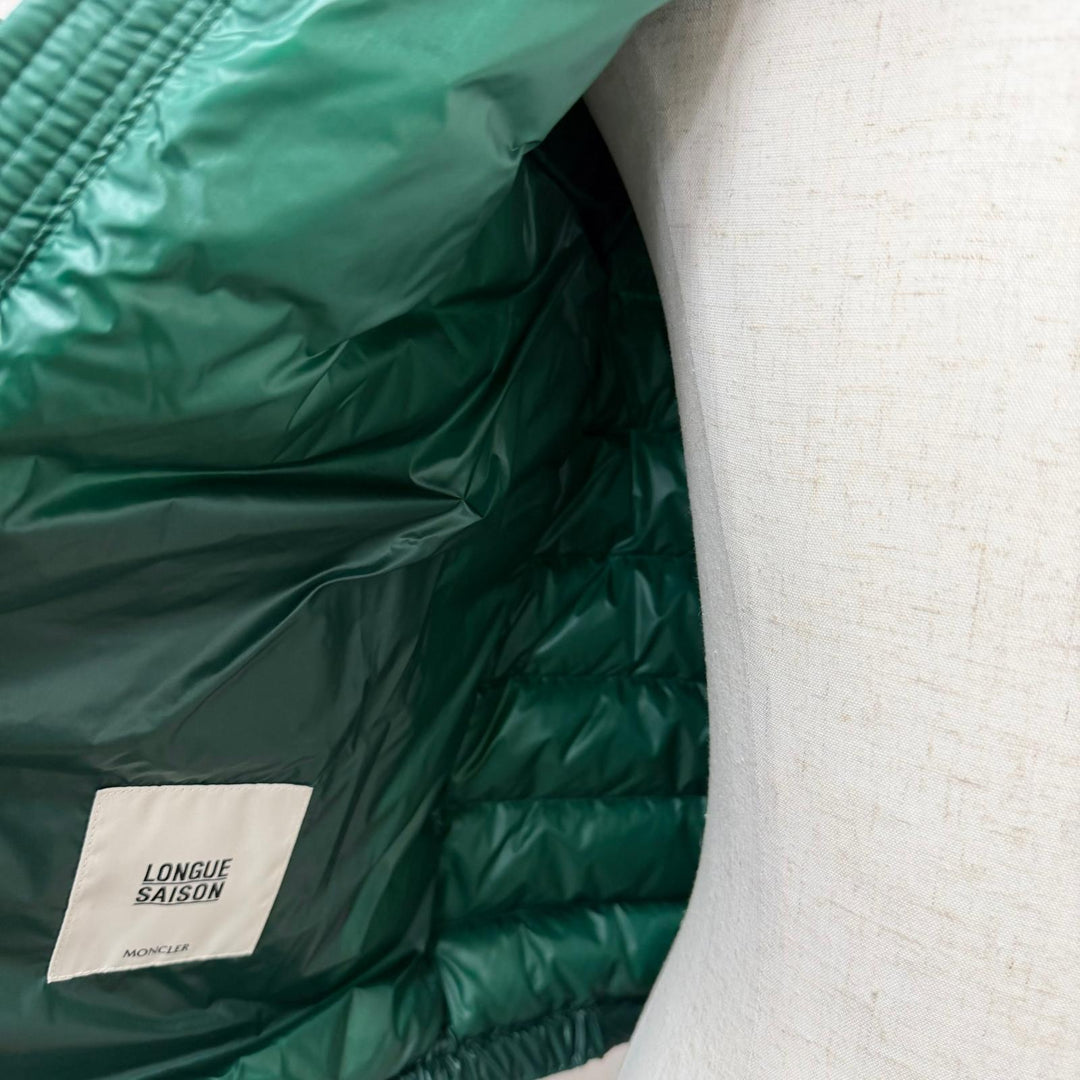 美品□MONCLER モンクレール F10911A11600 PETICHET GIUBBOTTO ロゴワッペン ライト ダウンジャケット グリーン 1 正規品 メンズ