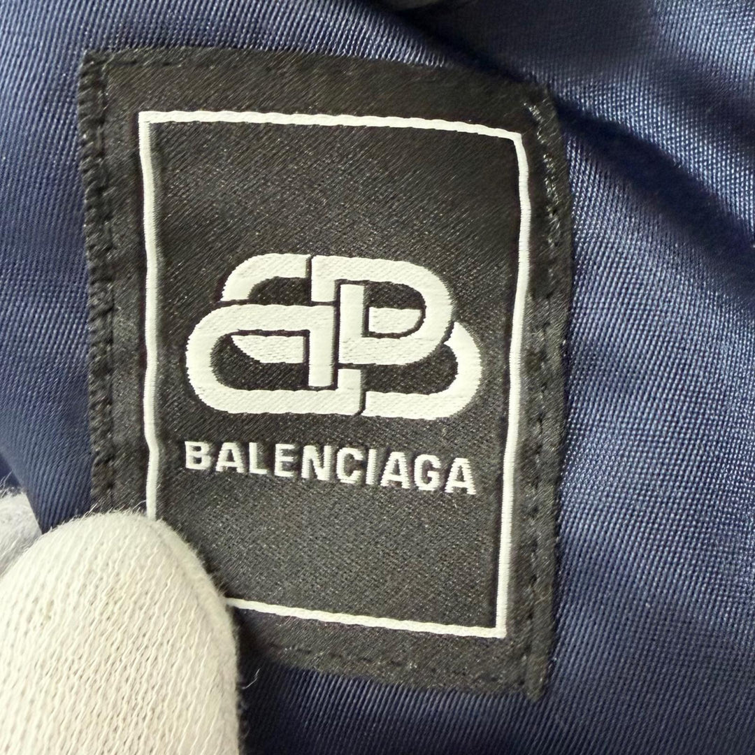 極美品□BALENCIAGA バレンシアガ 594907 Grape nylon oversize jacket 中綿入り ナイロンコート ネイビー 42 イタリア製 正規品 メンズ