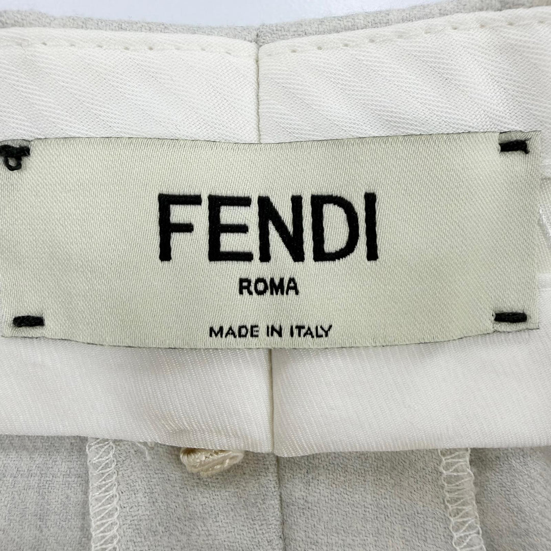 極美品☆FENDI フェンディ 2023年製 FR6533 ウール100％ ハイウエスト スリムフィット ショートパンツ グレー 36 イタリア製 正規品