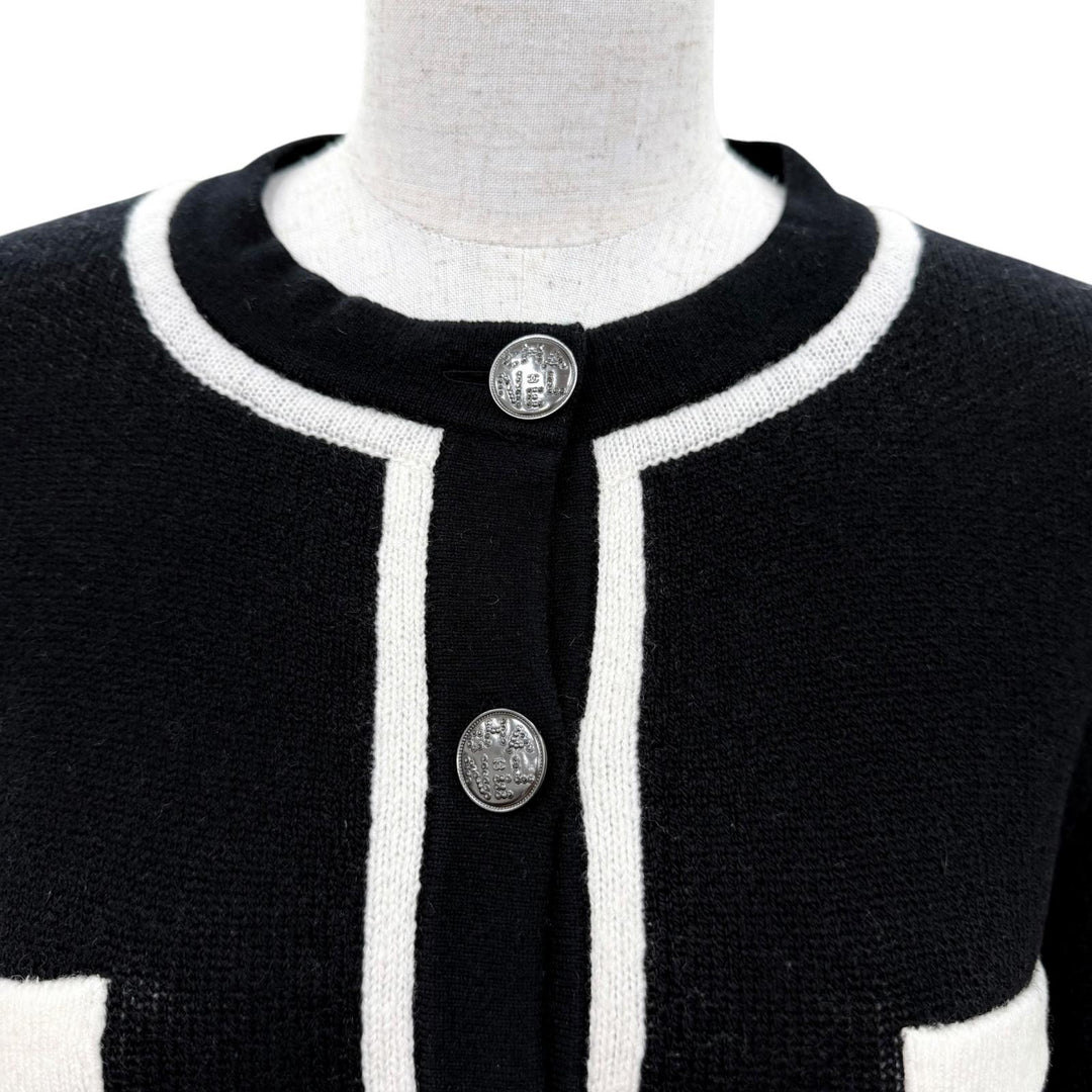 極美品☆CHANEL シャネル P71365K10274 カシミヤ シルク ココマークロゴボタン ラインストーン ニットカーディガン ブラック ホワイト 40