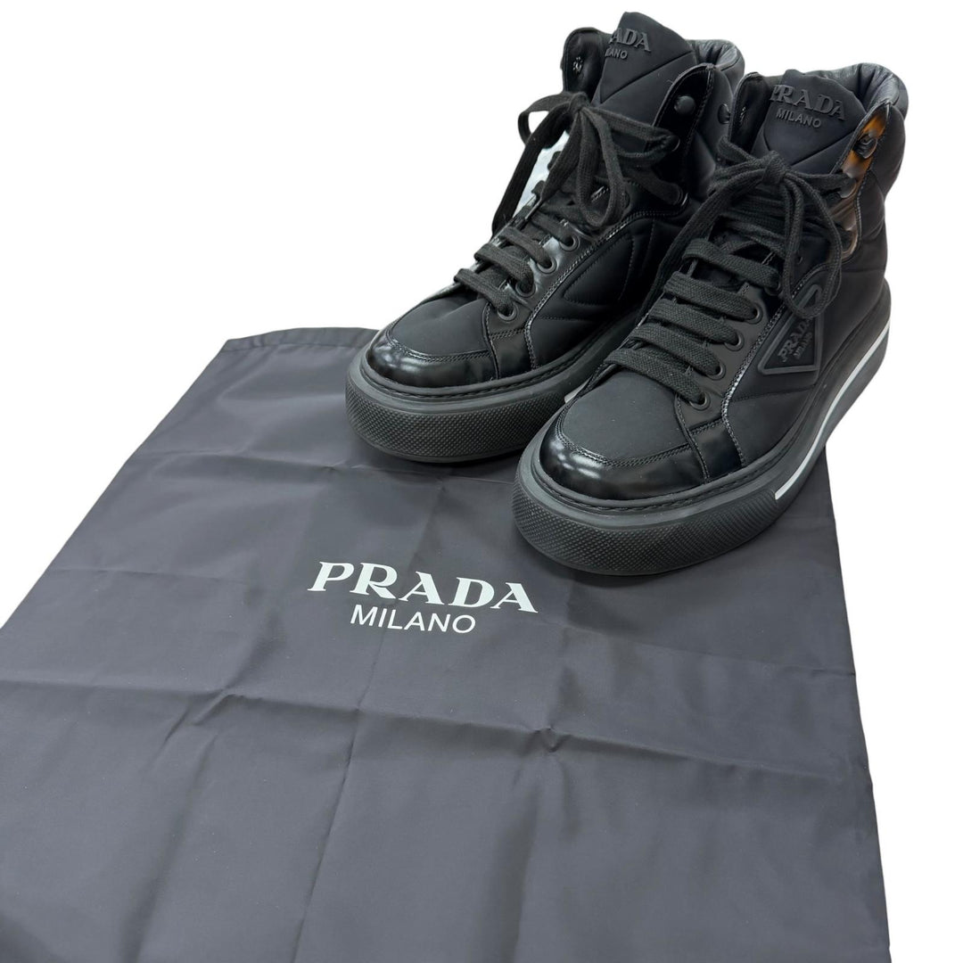 美品□PRADA プラダ 2TG183 レザー使い トライアングルロゴ Re-Nylon ハイカットスニーカー ブラック 8 イタリア製 メンズ 保存袋付き
