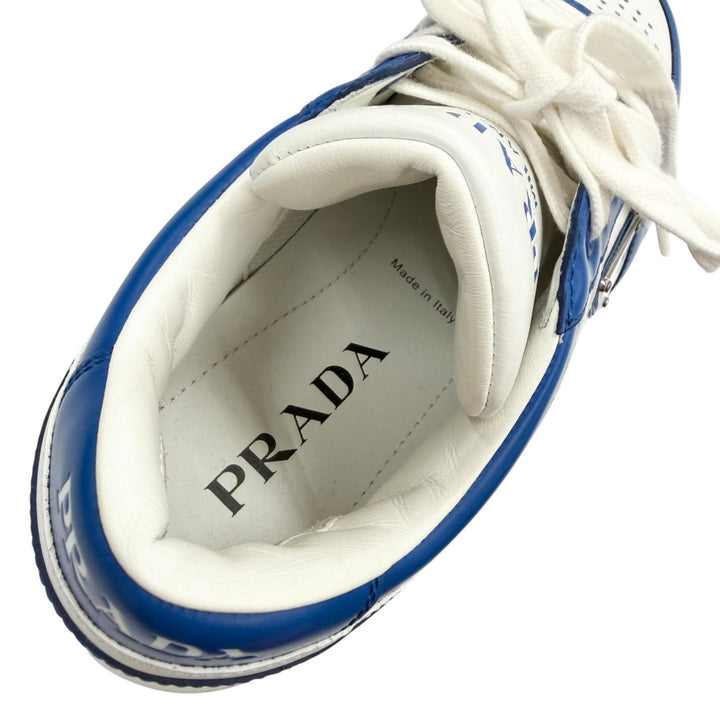 極美品▼PRADA プラダ 2EE364 レザー トライアングルロゴ 三角プレート ローカットスニーカー ブルー ホワイト 5 イタリア製 メンズ 箱付