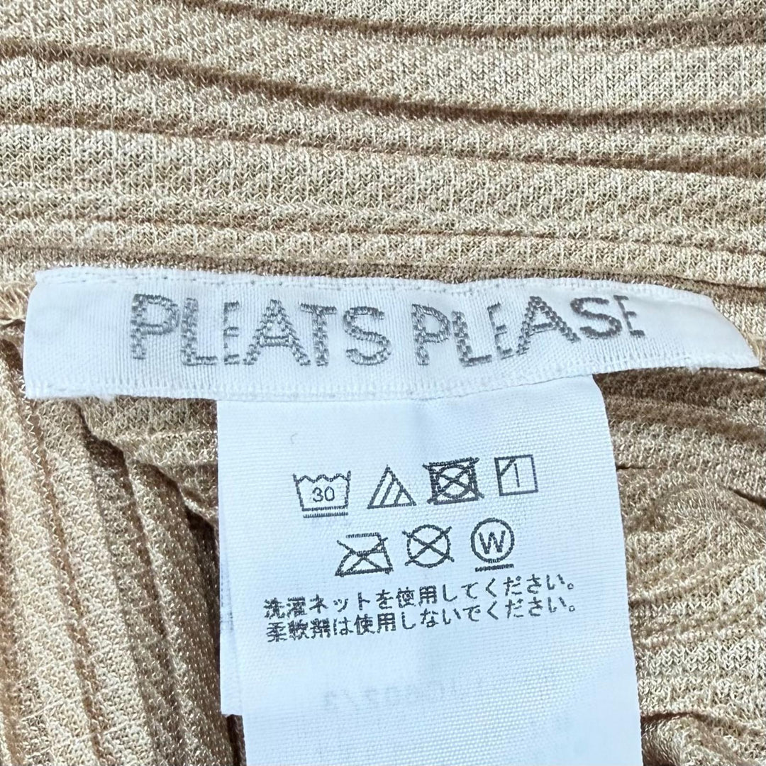 美品★PLEATS PLEASE プリーツプリーズ イッセイミヤケ 25SS PP51JC602 ロゴボタン付き DENIM カーディガン ベージュ 3 日本製 正規品