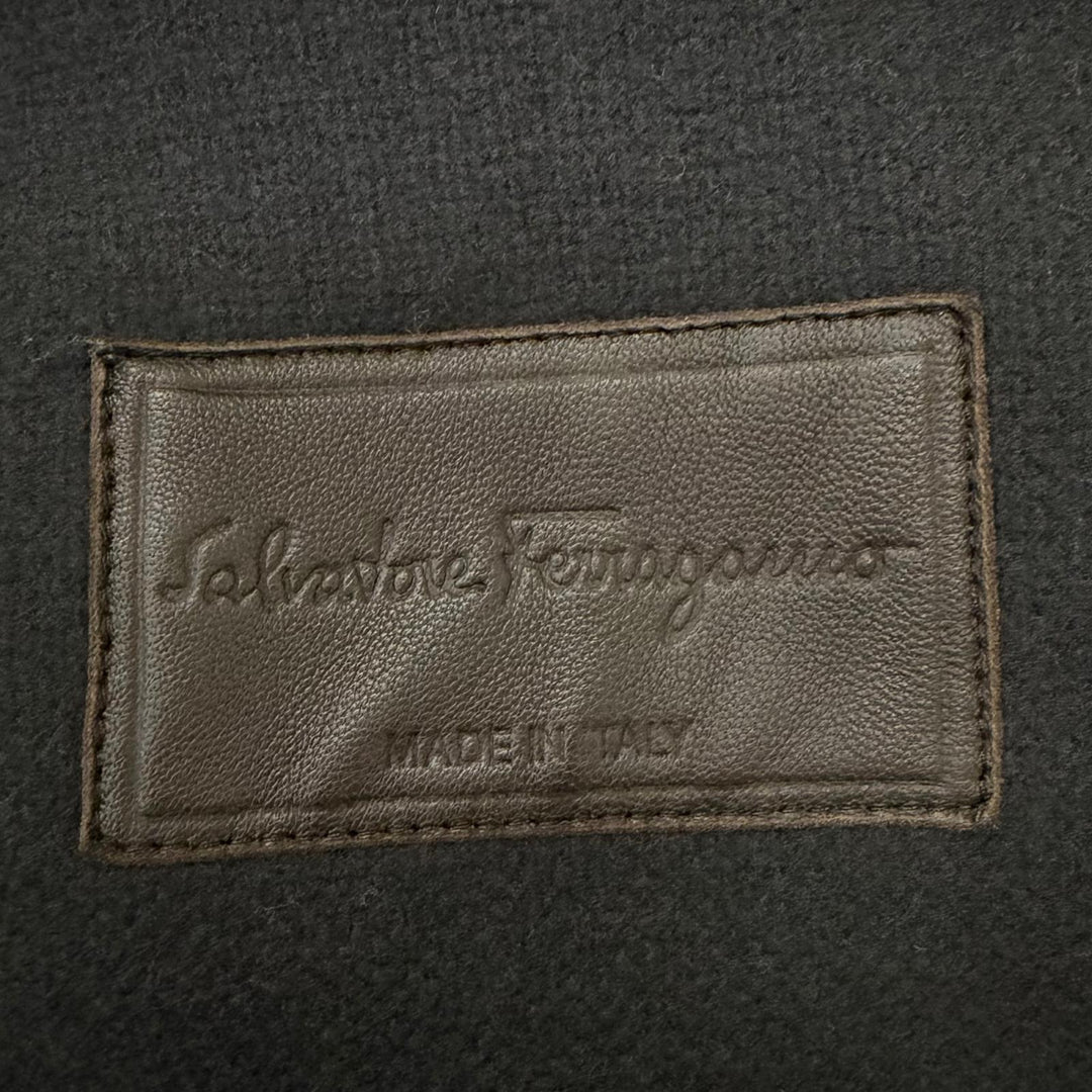 美品□Salvatore Ferragamo サルヴァトーレフェラガモ ウール トグルボタン エルボーパッチ ダッフルコート チャコール 50 伊製 正規品