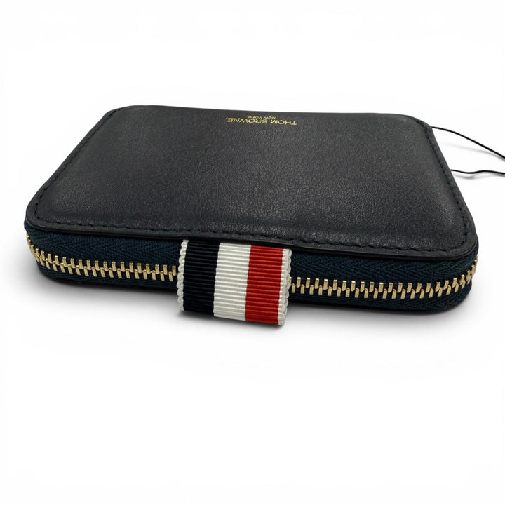 未使用品☆THOM BROWNE トムブラウン ジップアラウンド ウォレット レザー ペブルグレイン コインケース ダークネイビー イタリア製 箱付