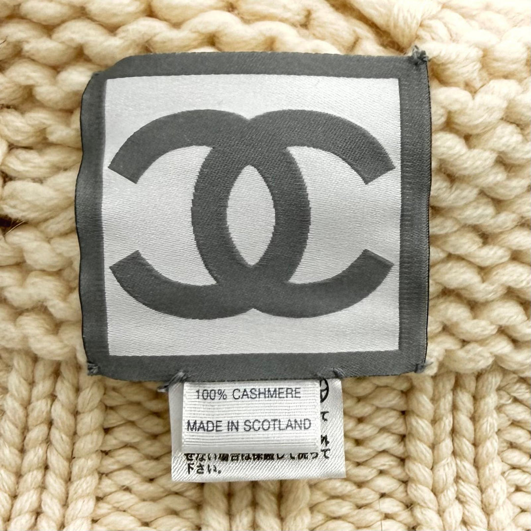 美品★CHANEL シャネル カシミヤ100％ スポーツライン ココマーク金具 ポンポン付 ニットキャップ アイボリー スコットランド製 正規品