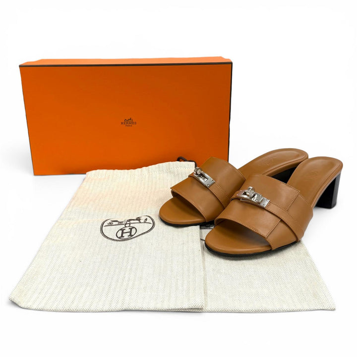 極美品★HERMES エルメス 2023年製 231063Z ジジ ナチュラル ケリー金具 チャンキーヒール レザー サンダル 39 イタリア製 箱・保存袋付