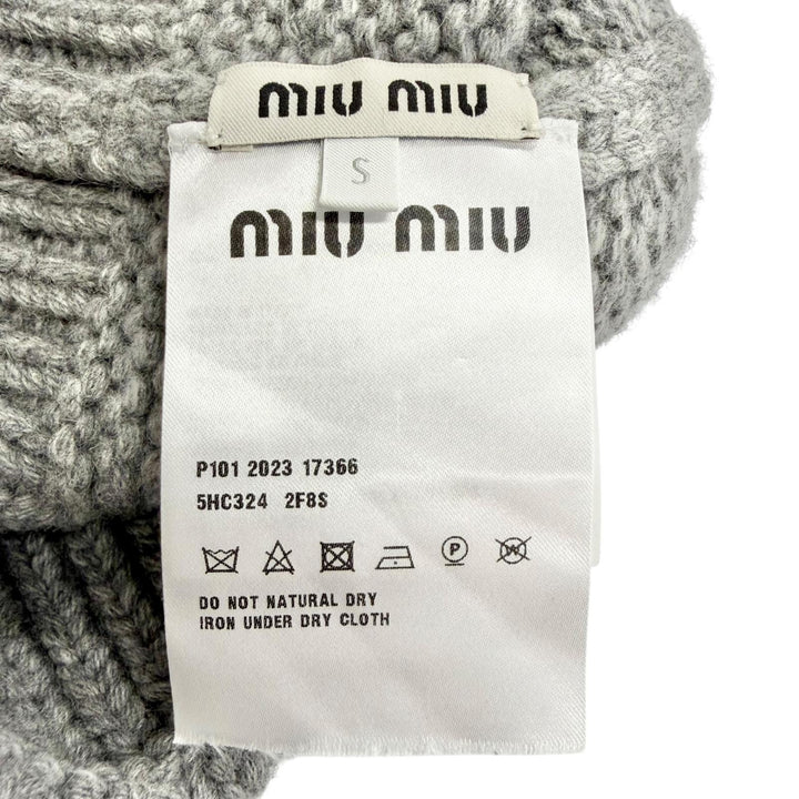 極美品△MIUMIU ミュウミュウ 23AW 5HC324 ウール カシミヤ ロゴ ボンボン ニット帽 ニットキャップ グレー S 伊製 正規品 レディース