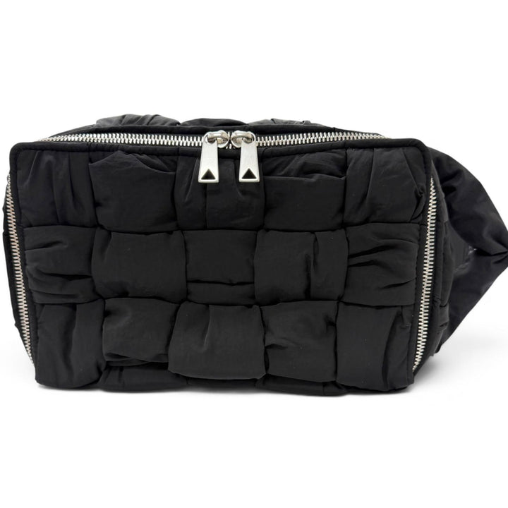 極美品□BOTTEGAVENETA ボッテガヴェネタ 766314 パデット テック カセット イントレチャート ハンドバッグ ブラック イタリア製 メンズ