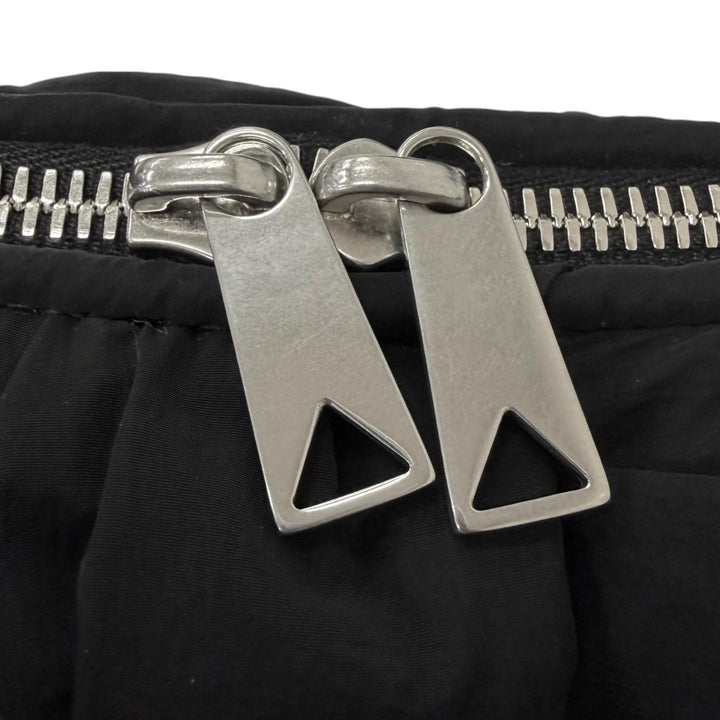 極美品□BOTTEGAVENETA ボッテガヴェネタ 766314 パデット テック カセット イントレチャート ハンドバッグ ブラック イタリア製 メンズ