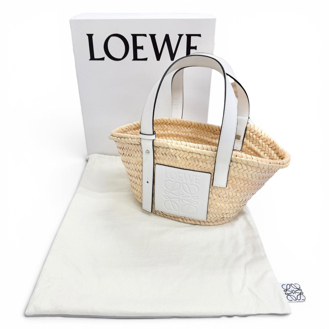 極美品△LOEWE ロエベ A223S93X04 バスケットバッグ スモール パームリーフ レザー アナグラム カゴバッグ ハンドバッグ ナチュラル 白