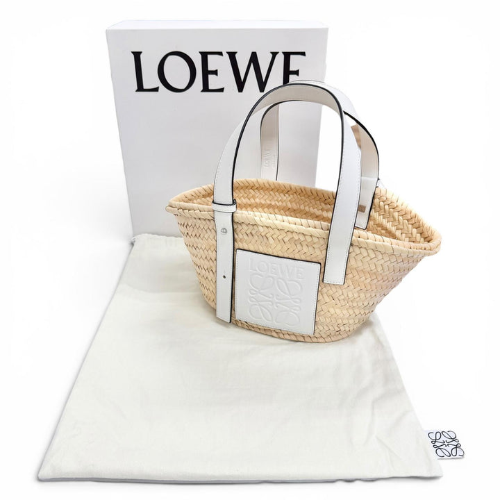 極美品△LOEWE ロエベ A223S93X04 バスケットバッグ スモール パームリーフ レザー アナグラム カゴバッグ ハンドバッグ ナチュラル 白