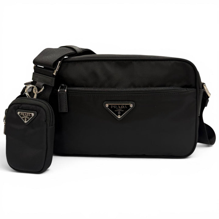 美品▼PRADA プラダ 1BC167 ナイロン Re-Nylon トライアングルロゴ 三角プレート ショルダーバッグ ブラック シルバー金具 伊製 メンズ