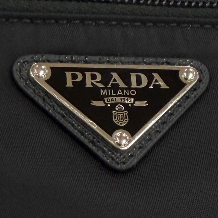 美品▼PRADA プラダ 1BC167 ナイロン Re-Nylon トライアングルロゴ 三角プレート ショルダーバッグ ブラック シルバー金具 伊製 メンズ