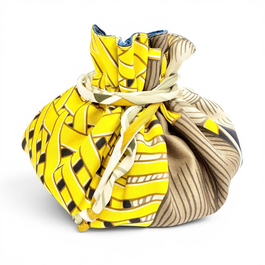 美品△HERMES エルメス プティアッシュ シルク100％ マサン&amp;マサン リバーシブル 巾着 ポーチ イエロー系 ブルー系 仏製 レディース 箱付
