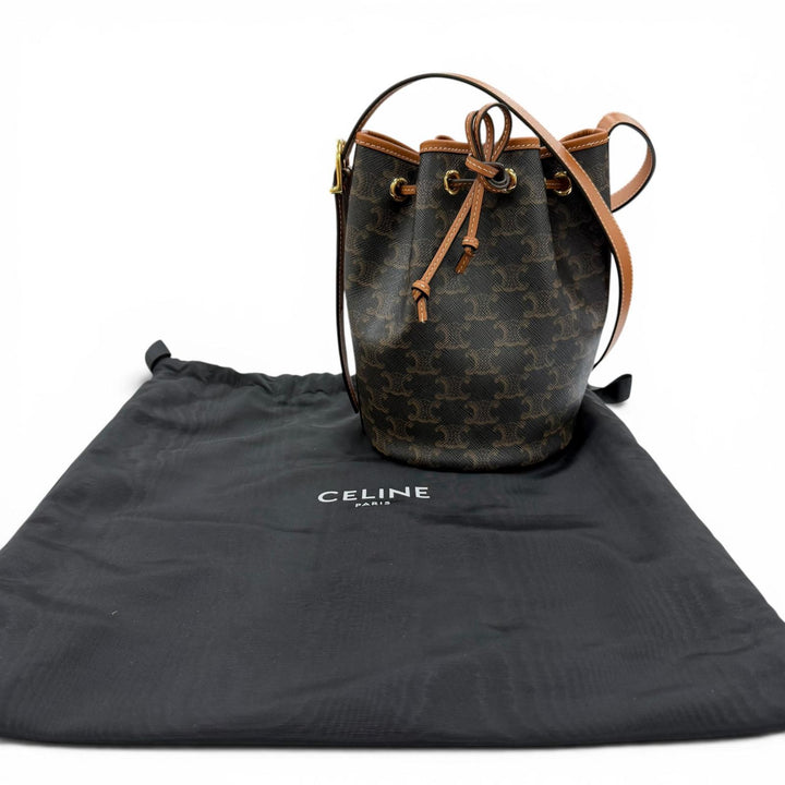 極美品☆CELINE セリーヌ 19114 トリオンフ スモール ドローストリング ショルダーバッグ トリオンフキャンバス タン イタリア製 保袋付