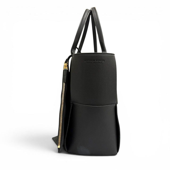 美品▼BOTTEGAVENETA ボッテガヴェネタ 609175 ミディアム ザ アルコ レザー ポーチ付き トートバッグ ブラック 伊製 メンズ 保存袋付き