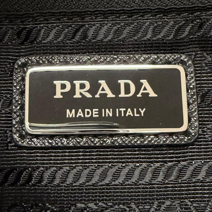 美品□PRADA プラダ 2VL033 トライアングルロゴ Re-Nylon サフィアーノレザー ボディバッグ ブラック イタリア製 メンズ 定価247500円