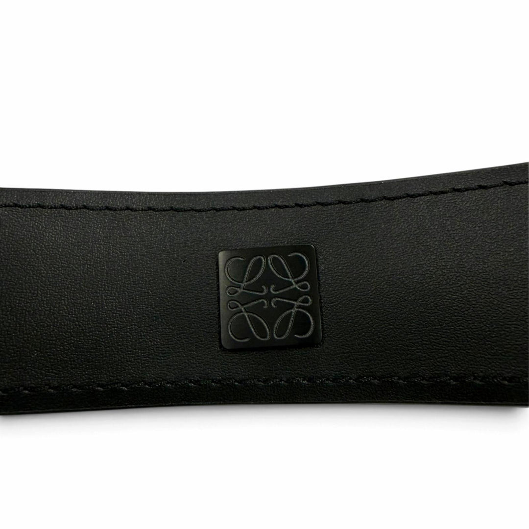 極美品☆LOEWE ロエベ 182425 エンボスロゴデザイン アナグラム金具 レザー ベルト ブラック 80/32 スペイン製 レディース