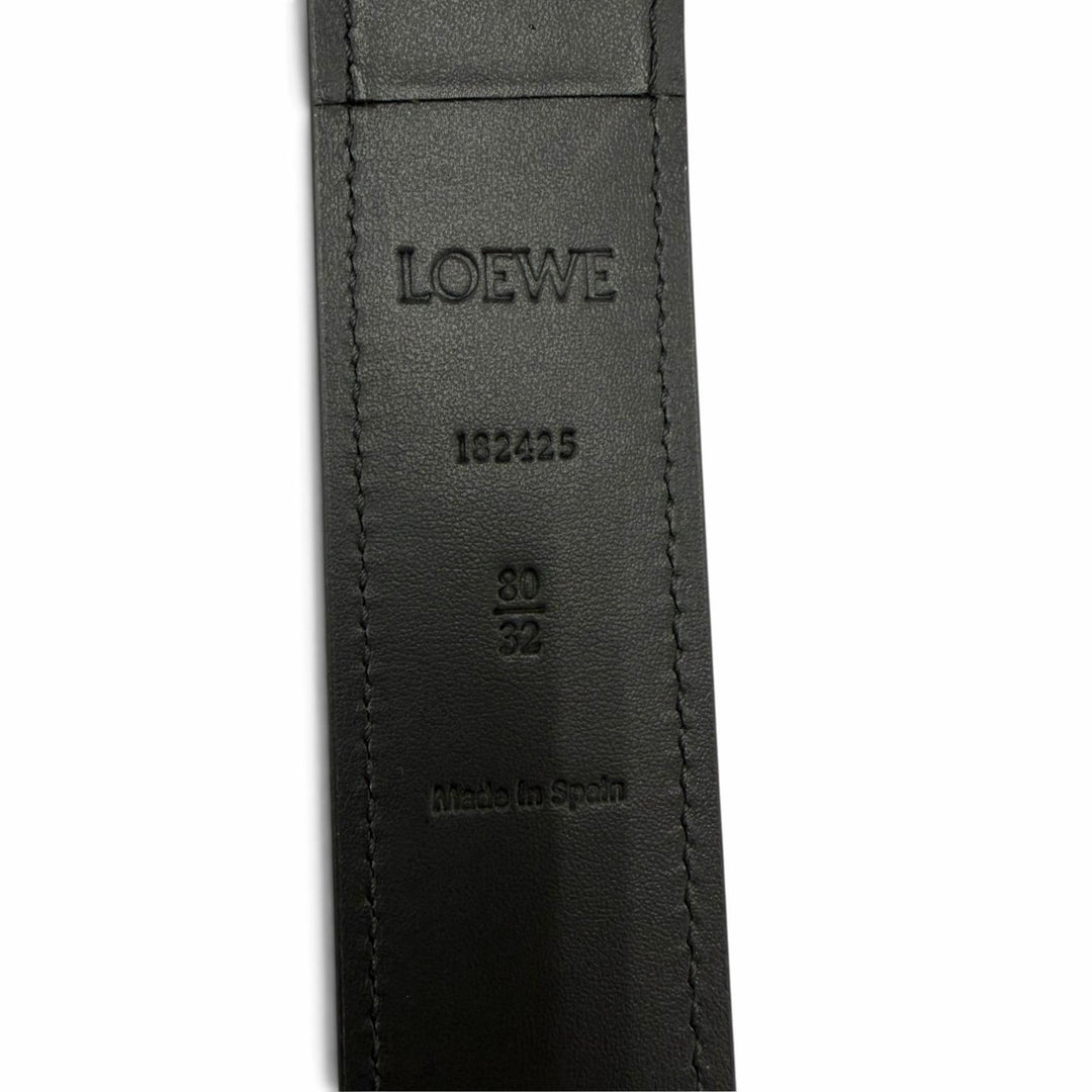 極美品☆LOEWE ロエベ 182425 エンボスロゴデザイン アナグラム金具 レザー ベルト ブラック 80/32 スペイン製 レディース