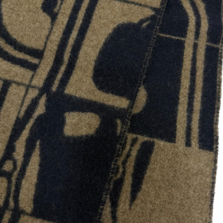 未使用品□HERMES エルメス ブリッド・ドゥ・ガラ カシミヤ100% クルードセル 刺繍 フリンジ マフラー マリン エトゥープ 英国製 メンズ