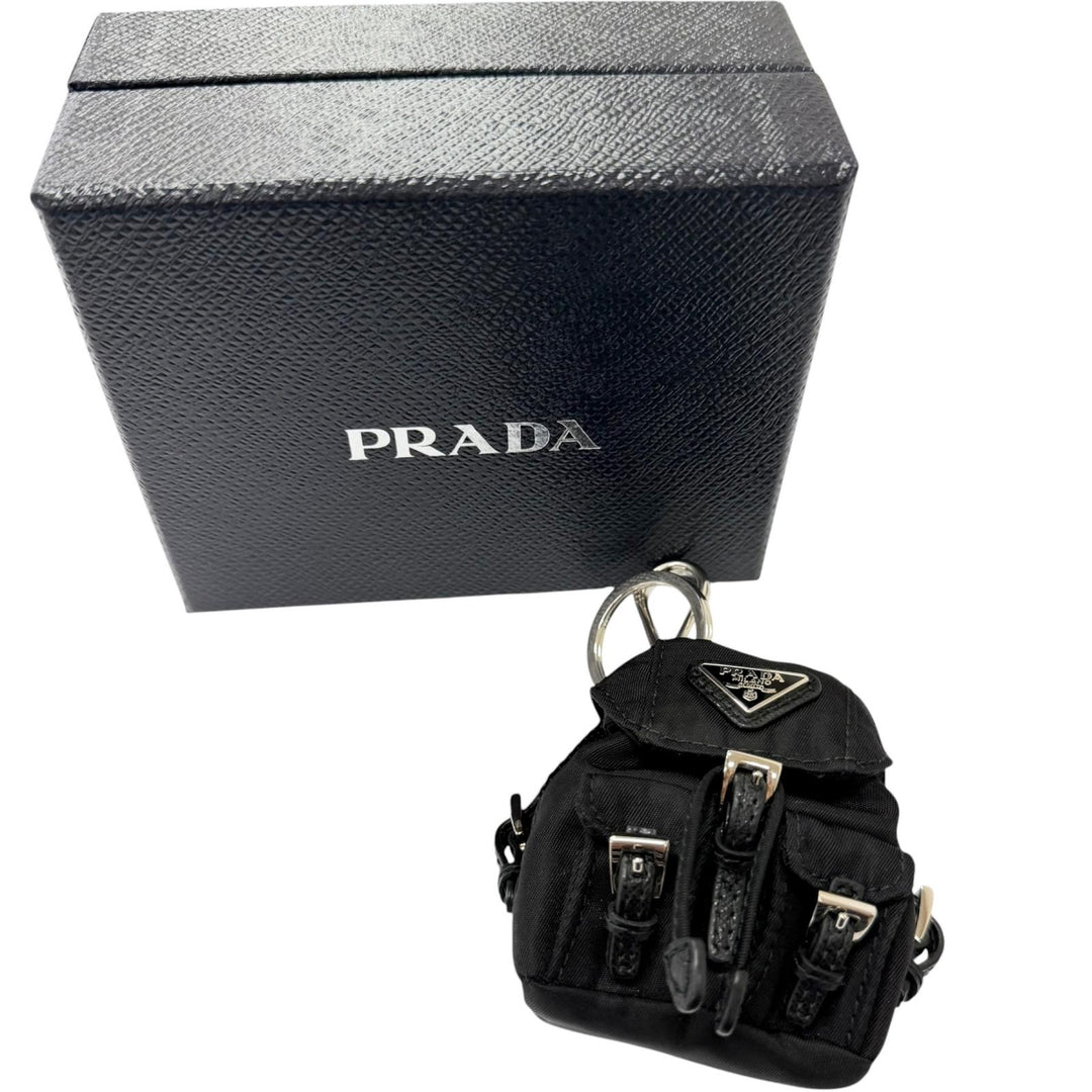 極美品□PRADA プラダ 2TT205 トライアングルロゴ リュックサックモチーフ バッグチャーム ストラップ ブラック イタリア製 メンズ 箱付
