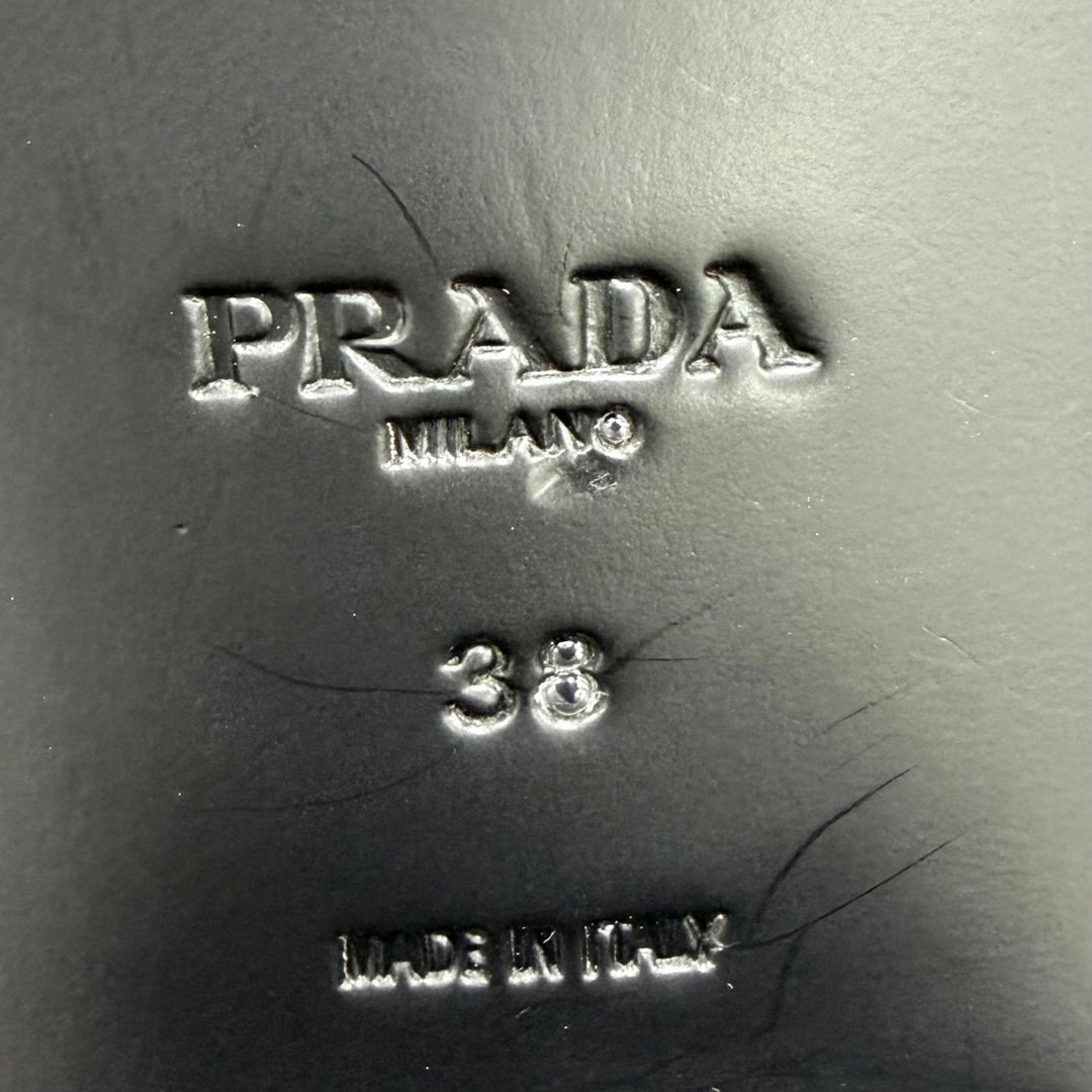 極美品☆PRADA プラダ 1T227N トライアングルロゴ ブラッシュドレザー サイドゴア ショートブーツ ブラック 38 イタリア製 レディース