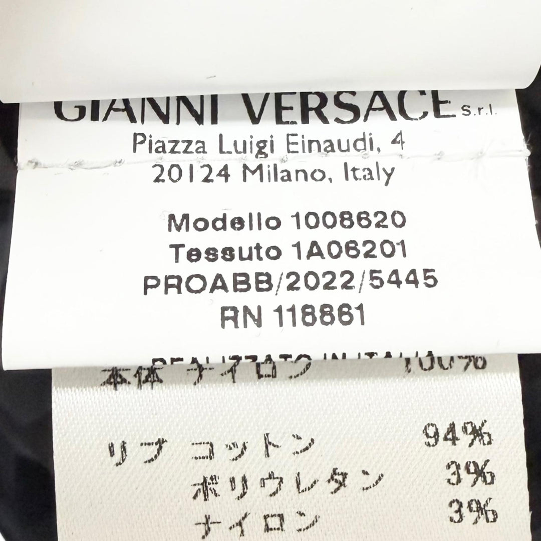 美品□VERSACE ヴェルサーチ 2022年製 1A06201 グレカ ロゴ総柄 中綿入り ボンバージャケット ネイビー ブラック 46 イタリア製 正規品