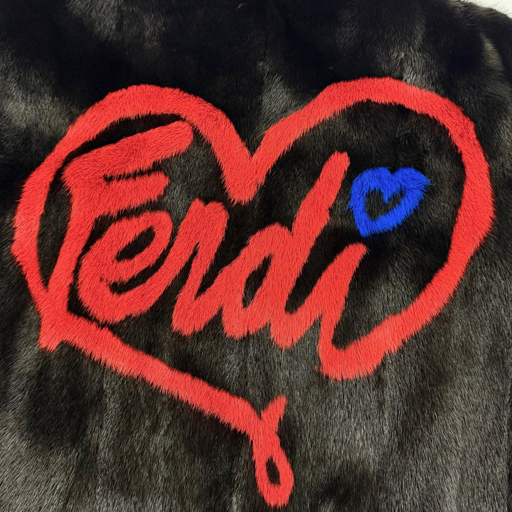 未使用品△FENDI フェンディ 2018年製 FNE20G A3G5 F13PQ FFロゴ ハートモチーフ ミンクファー ジップジャケット ブルゾン 黒 38 正規品