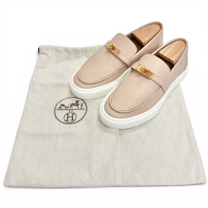 未使用品△HERMES エルメス 231017Z GAME ゲーム ゴールド金具 ケリーバックル レザーシューズ スリッポン ピンクベージュ 37 伊製 袋付